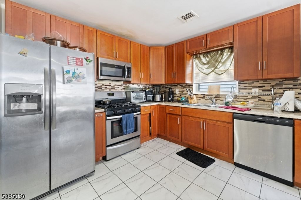 22 Godwin Ave, Paterson City, NJ 07501 — photo 4