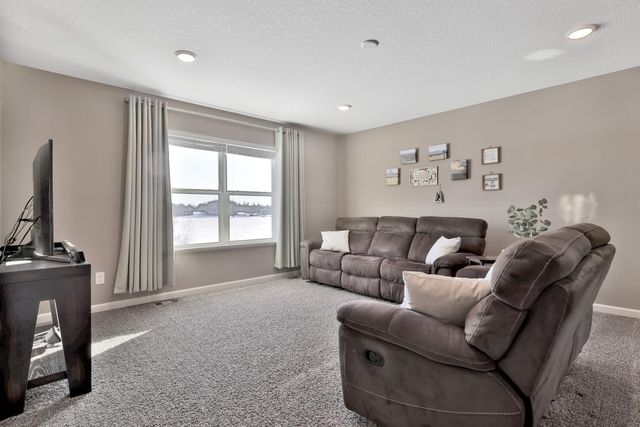 4982 143rd Court N, Hugo, MN 55038