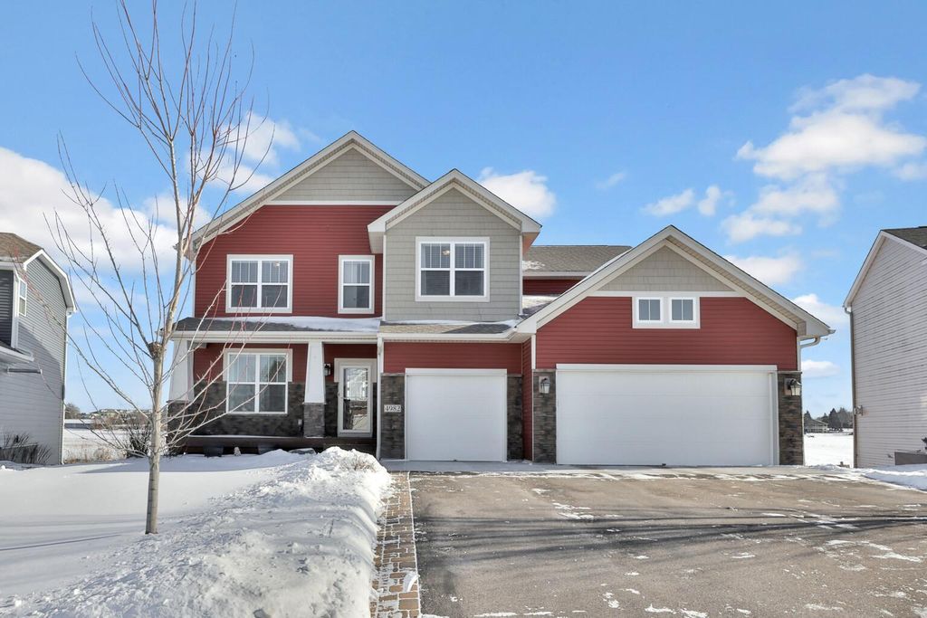 4982 143rd Court N, Hugo, MN 55038