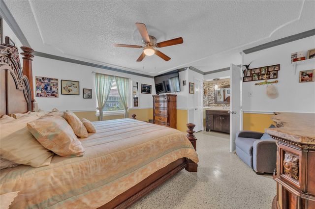 7613 CLOVER Lane, Watauga, TX 76148