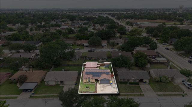 7613 CLOVER Lane, Watauga, TX 76148