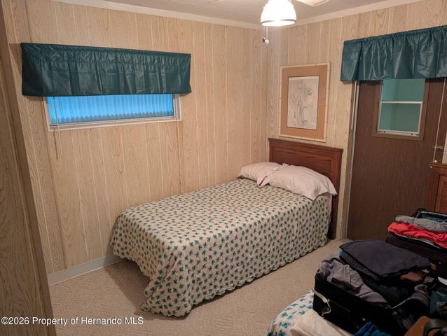 8449 Central Avenue, Brooksville, FL 34613