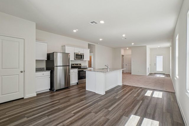 516 Old Western PASS, Jarrell, TX 76537