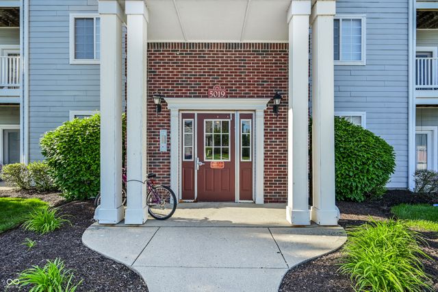 5019 Amber Creek Place 208, Indianapolis, IN 46237