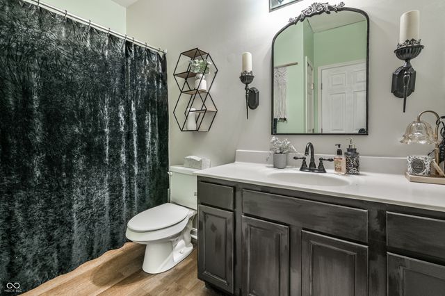 5019 Amber Creek Place 208, Indianapolis, IN 46237