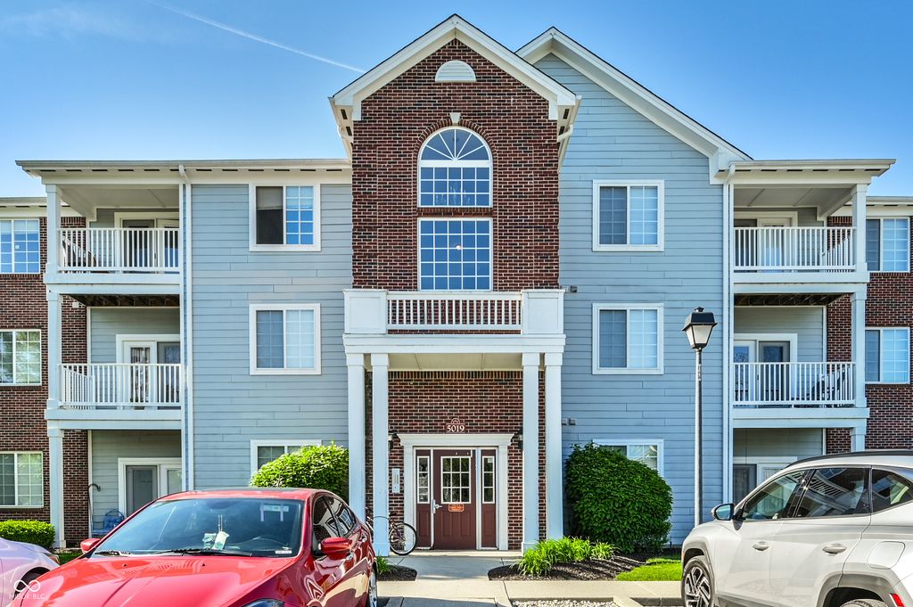 5019 Amber Creek Place 208, Indianapolis, IN 46237