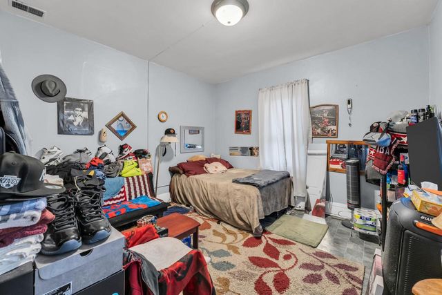 6027 18th AVENUE, Kenosha, WI 53143