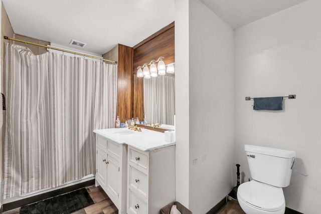 6027 18th AVENUE, Kenosha, WI 53143