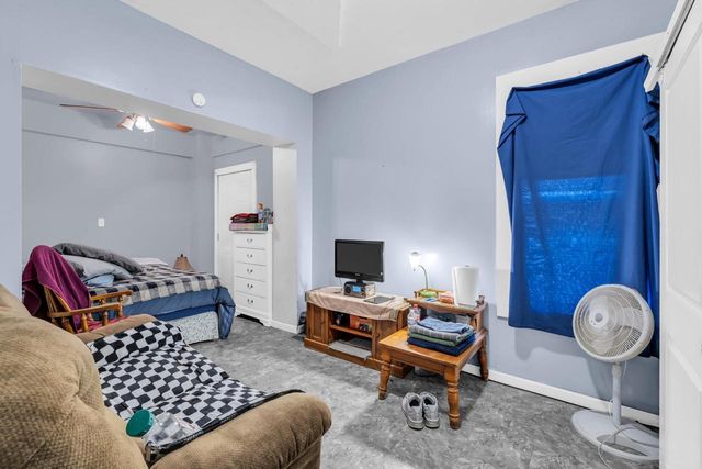 6027 18th AVENUE, Kenosha, WI 53143