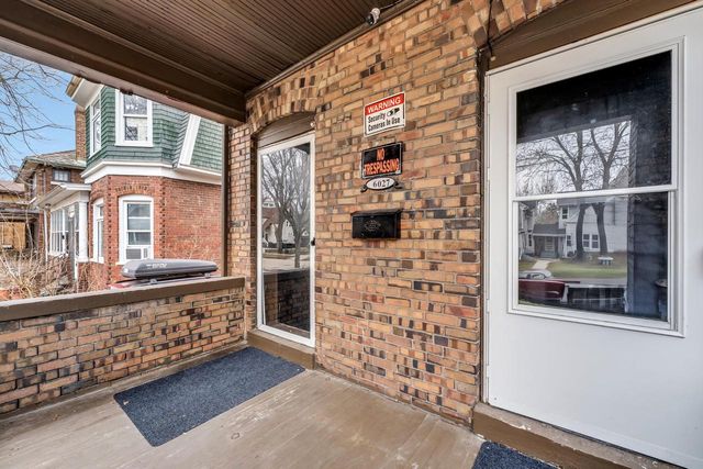 6027 18th AVENUE, Kenosha, WI 53143