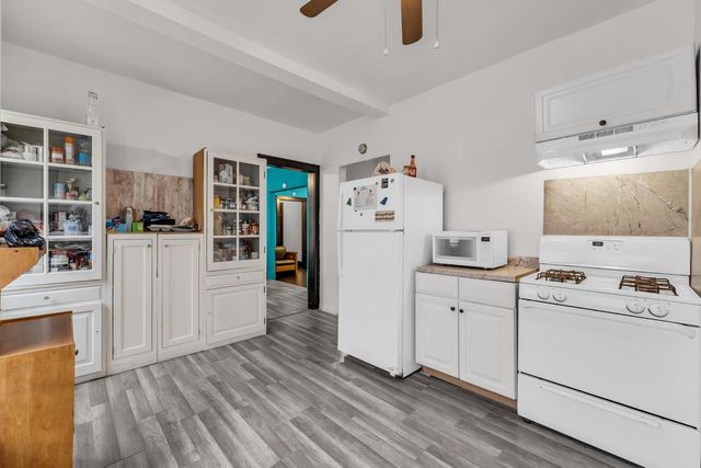 6027 18th AVENUE, Kenosha, WI 53143