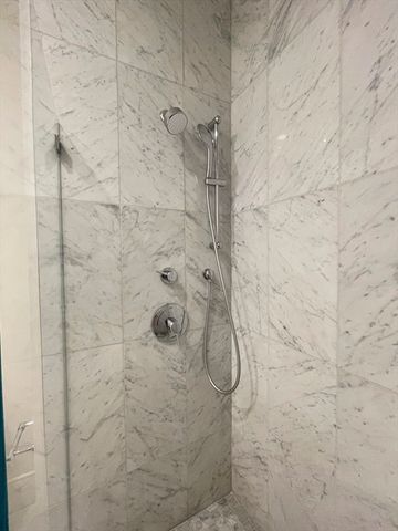 214 Market St 503, Boston, MA 02135