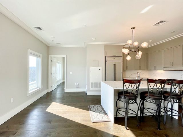 214 Market St 503, Boston, MA 02135