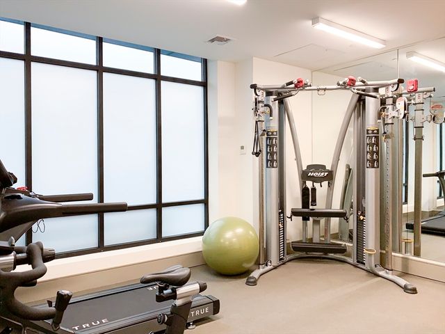 214 Market St 503, Boston, MA 02135