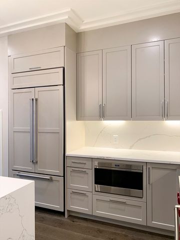 214 Market St 503, Boston, MA 02135