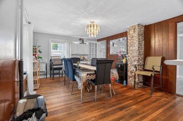 40 Lake St, Weymouth, MA 02189