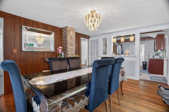 40 Lake St, Weymouth, MA 02189