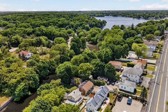 40 Lake St, Weymouth, MA 02189