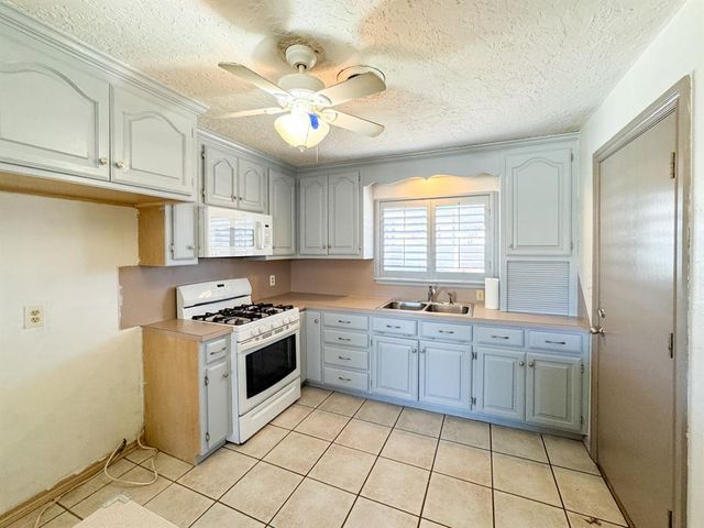 1302 Denison Drive, Norman, OK 73069