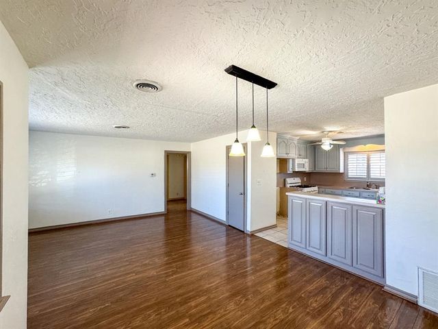 1302 Denison Drive, Norman, OK 73069