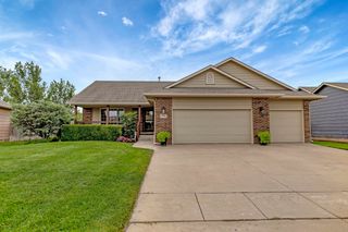 3604 N Forest Ridge Ct, Wichita, KS 67205
