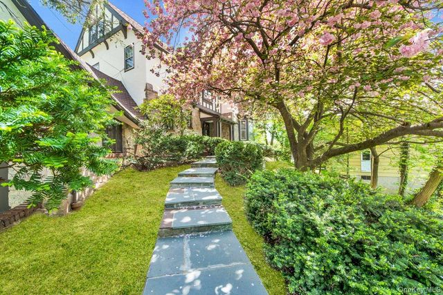 140 Westchester Avenue, Tuckahoe, NY 10707