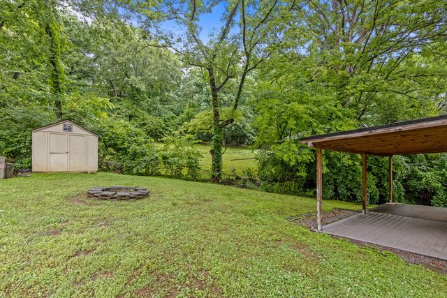 49 Hemlock Circle, Chattanooga, TN 37419