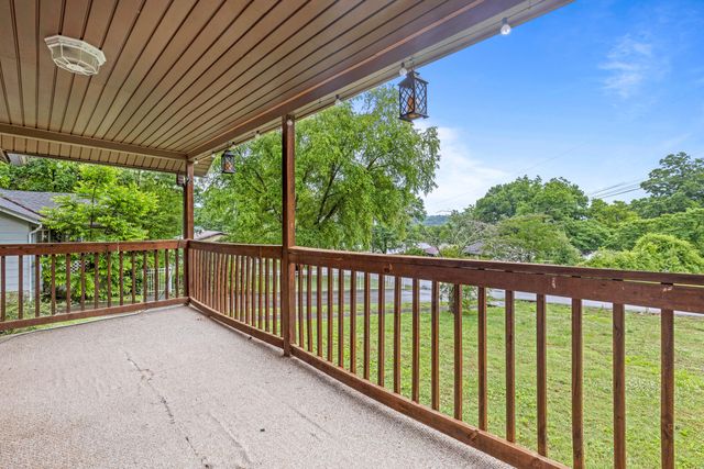 49 Hemlock Circle, Chattanooga, TN 37419