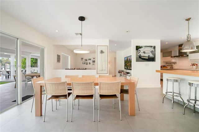 861 Harbor Dr, Key Biscayne, FL 33149