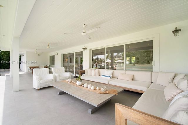 861 Harbor Dr, Key Biscayne, FL 33149