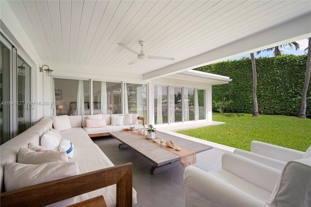 861 Harbor Dr, Key Biscayne, FL 33149