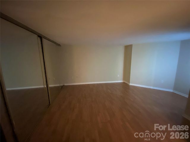 415 W 8th Street E, Charlotte, NC 28202