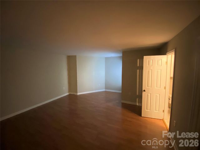 415 W 8th Street E, Charlotte, NC 28202