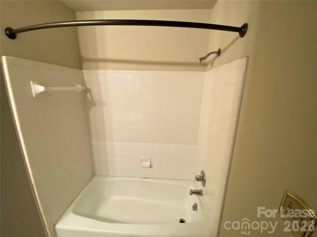 415 W 8th Street E, Charlotte, NC 28202