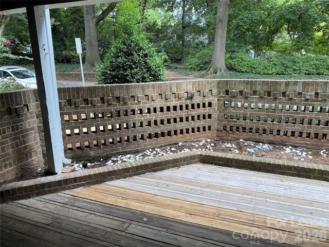 415 W 8th Street E, Charlotte, NC 28202