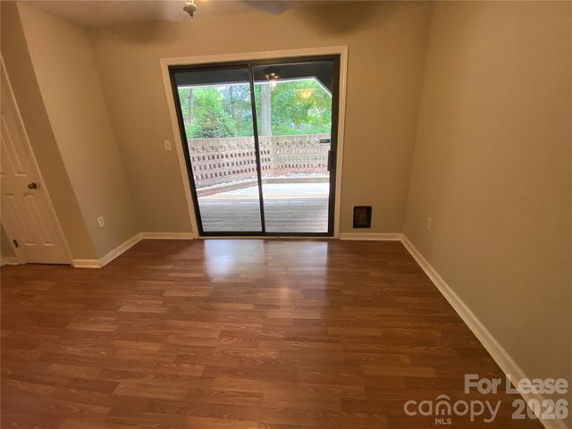 415 W 8th Street E, Charlotte, NC 28202