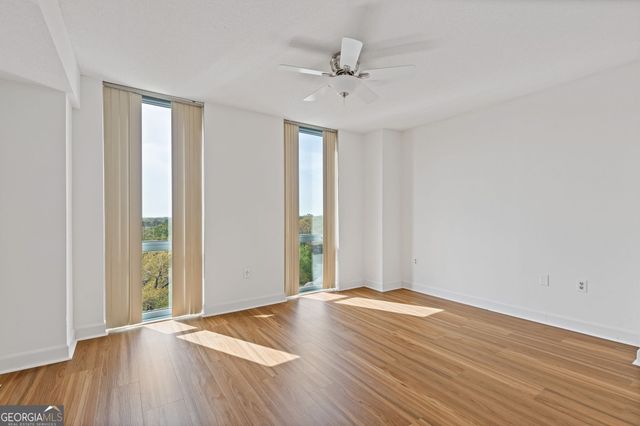 2870 Pharr Court S NW, Atlanta, GA 30305