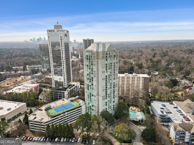 2870 Pharr Court S NW, Atlanta, GA 30305