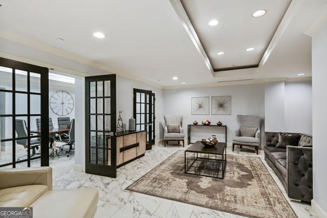 2870 Pharr Court S NW, Atlanta, GA 30305