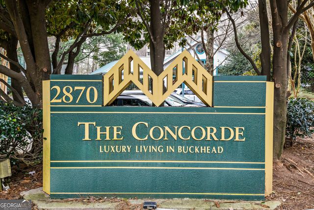 2870 Pharr Court S NW, Atlanta, GA 30305