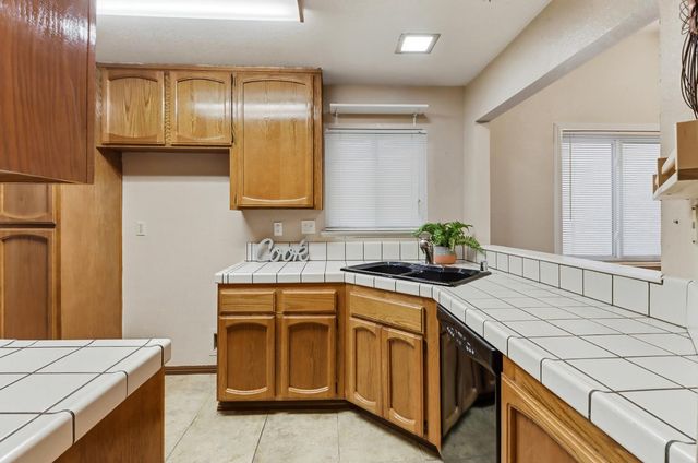 7831 Clark Fork Ln, Citrus Heights, CA 95610