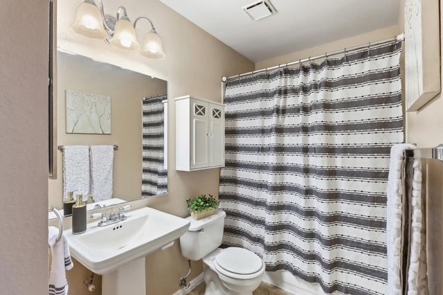 7831 Clark Fork Ln, Citrus Heights, CA 95610