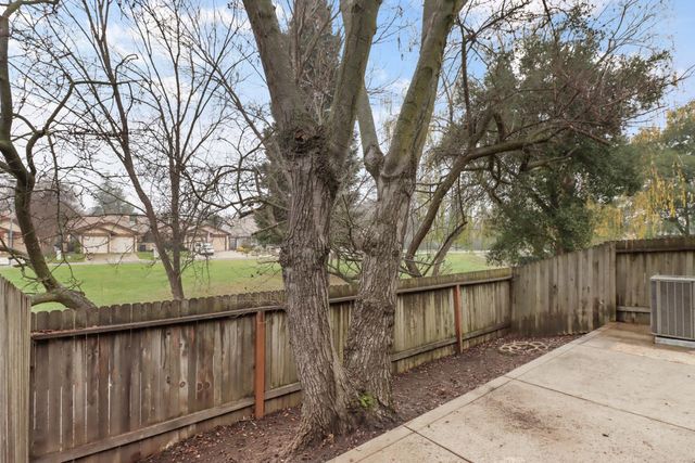 7831 Clark Fork Ln, Citrus Heights, CA 95610