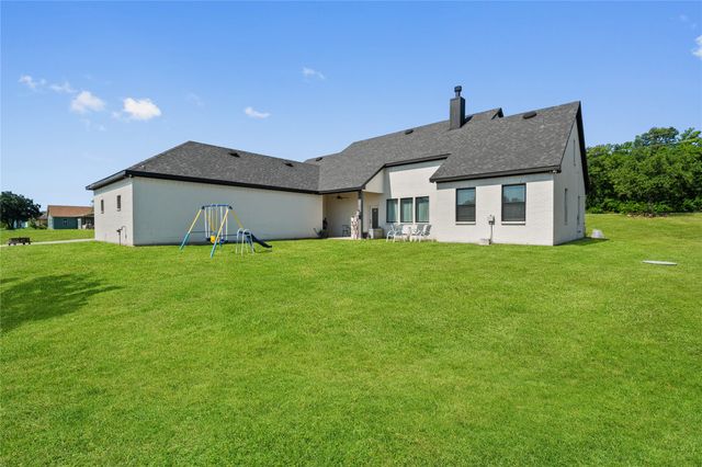 400 Adell Circle, Weatherford, TX 76088