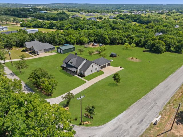 400 Adell Circle, Weatherford, TX 76088