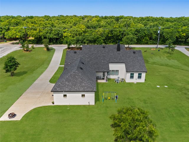 400 Adell Circle, Weatherford, TX 76088