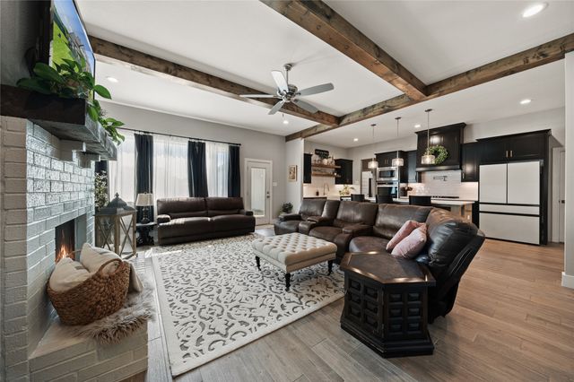 400 Adell Circle, Weatherford, TX 76088