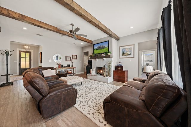 400 Adell Circle, Weatherford, TX 76088