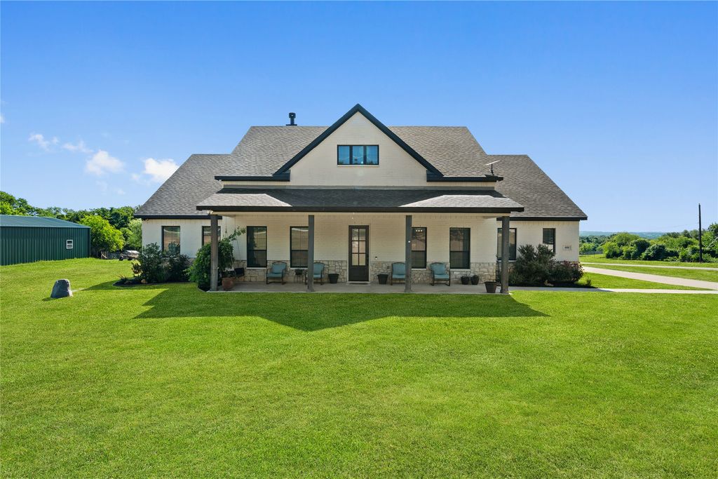 400 Adell Circle, Weatherford, TX 76088