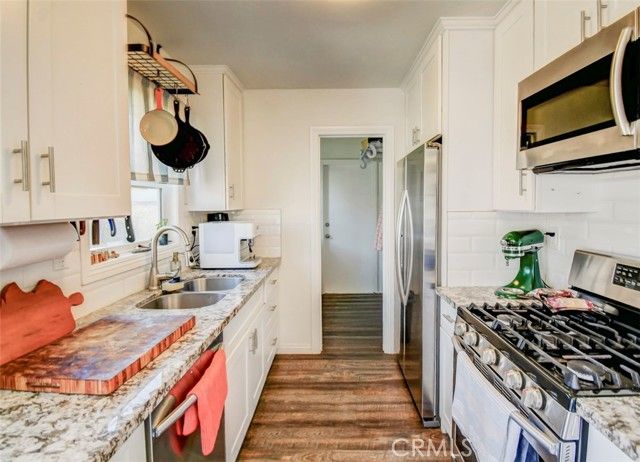 138 Walnut Street, Costa Mesa, CA 92627